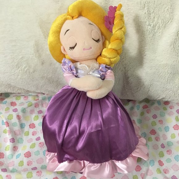 Disney Princess Tangled Rapunzel Blanket Doll - Picture 1 of 12